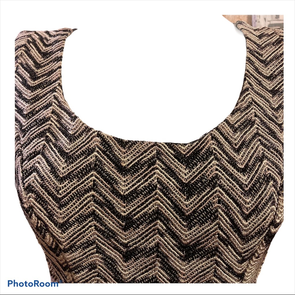 - Flora Nikrooz Textured Zigzag Patterned Blouse - image 2